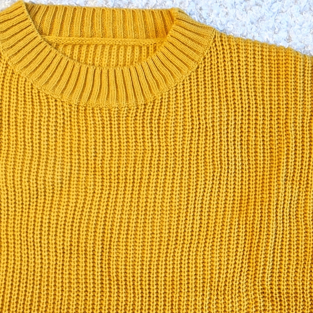 New Chunky oversized Pom Sweater - Picture 5 of 7